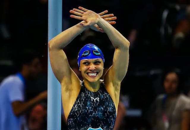 Carol Santiago conquista ouro e se torna a maior campeã paralímpica do Brasil