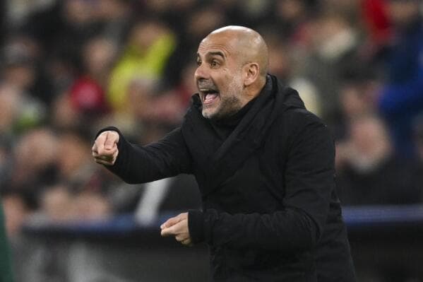Guardiola elogia Ceni durante visita do Bahia ao Manchester City: "Lenda"