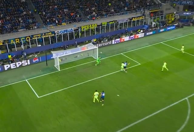 Que jogo! Acerbi empata para a Inter de Milão nos acréscimos e leva para prorrogação