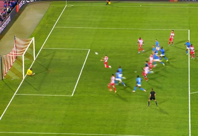 Gol do Estrela Vermelha! Bruno Duarte diminui contra o Pafos