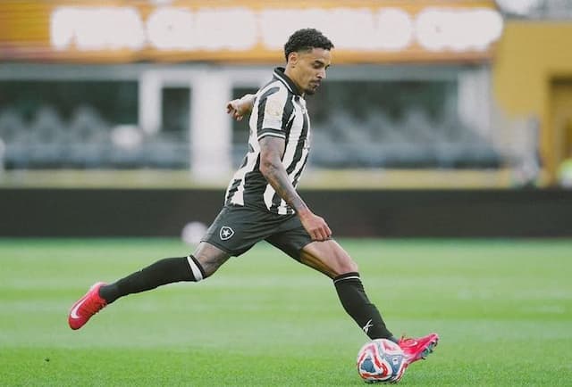 Botafogo acerta venda de Gregore ao Al-Rayyan, do Catar