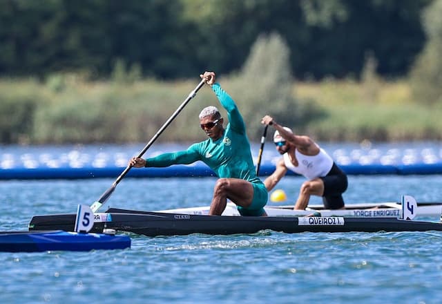 Isaquias Queiroz se classifica direto para as semifinais do C1 1000m na canoagem velocidade