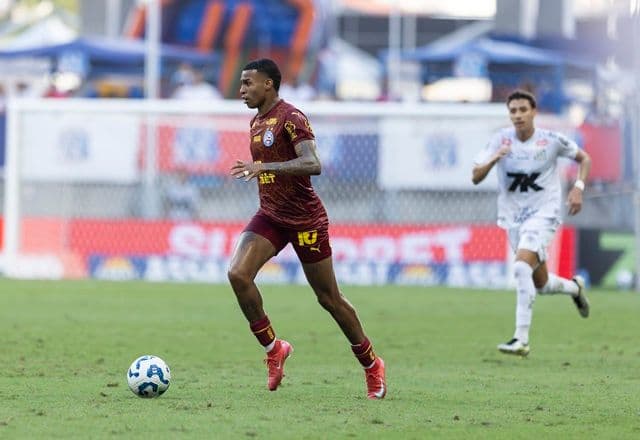 Ancelotti convoca Jean Lucas para vaga de Joelinton, cortado por lesão
