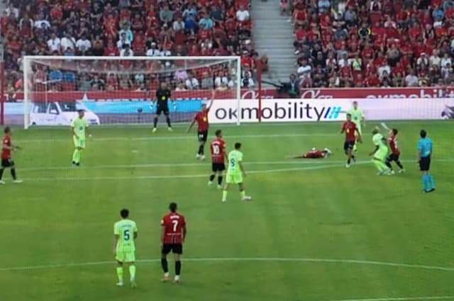 Campeonato Espanhol tem gol polêmico do Barcelona na 1ª rodada