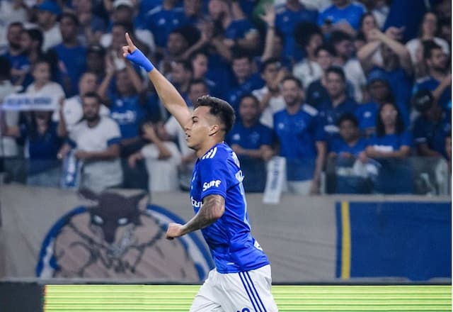 Cruzeiro empata com Libertad e avança à semifinal da Sul-Americana