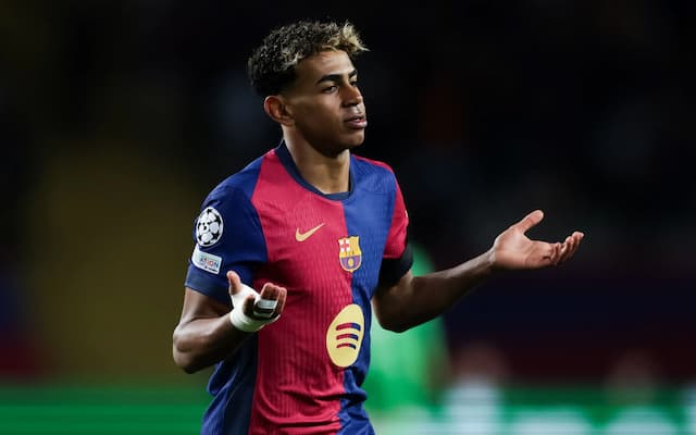 Barcelona anuncia a renovação de Lamine Yamal até 2031