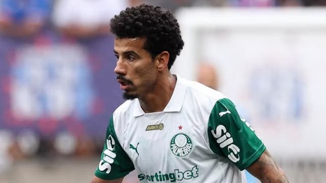 Lucas Evangelista deve ficar de fora dos jogos do Palmeiras em 2025