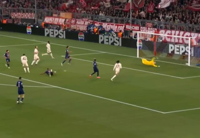 Na trave! Musiala chuta forte e quase amplia para o Bayern contra o PSG