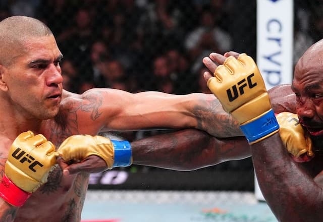 Alex Poatan revela problemas que passou antes de luta no UFC 307