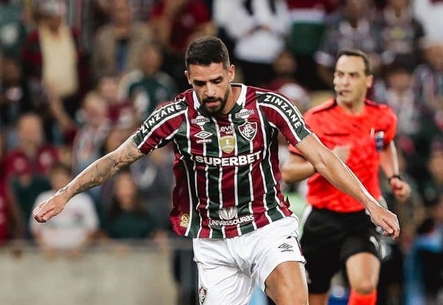 Renato Augusto anuncia aposentadoria como jogador de futebol