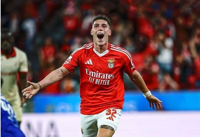 Botafogo e Santos disputam contratação de Rollheiser, do Benfica