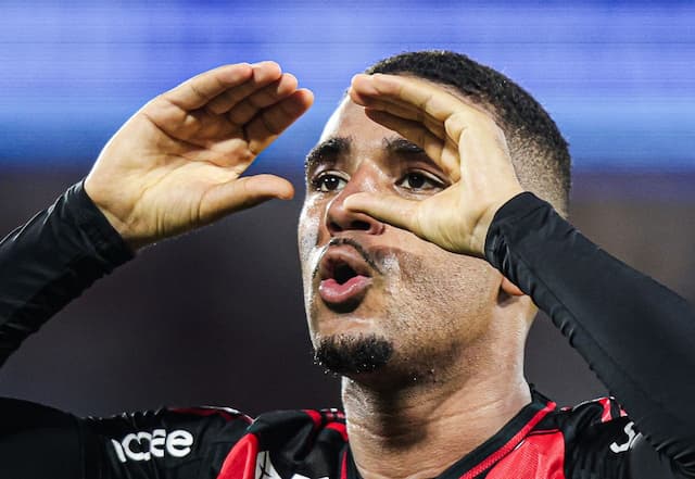Samuel Lino, do Flamengo, é convocado para seleção brasileira