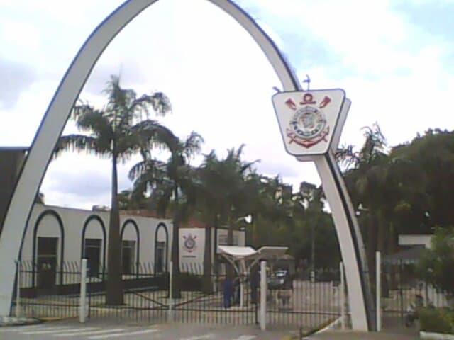 MP investiga uso indevido de cartões em gestões antigas do Corinthians