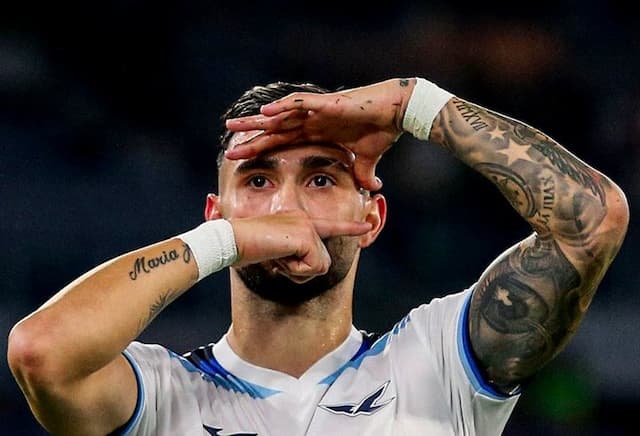 Flamengo avança pela contratação do atacante Taty Castellanos