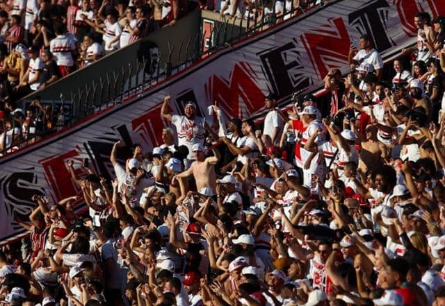 São Paulo será julgado por cantos homofóbicos contra Corinthians