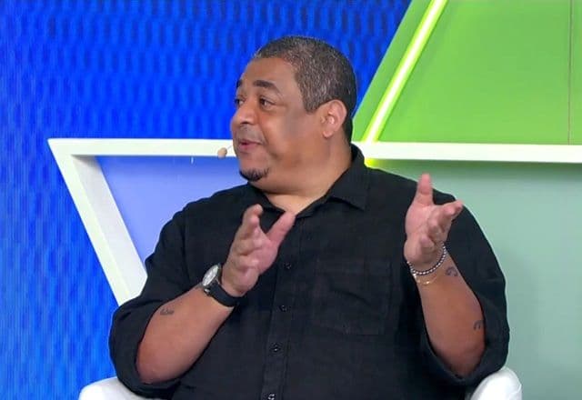 Vampeta diz que Neymar deve dar "graças a Deus" por não ser convocado