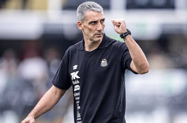 Vojvoda faz apelo à torcida e Santos aposta na Vila para reagir no Brasileirão
