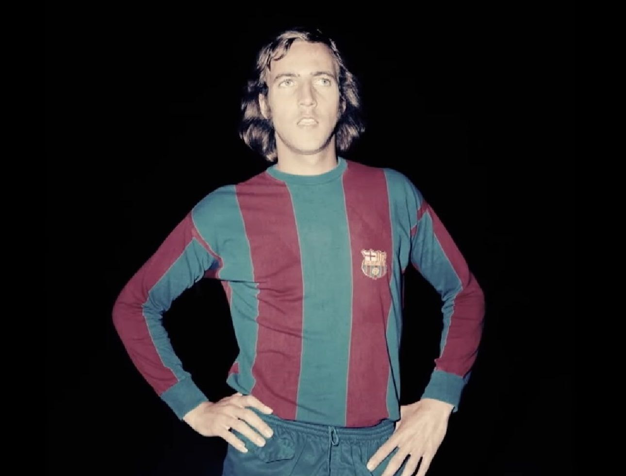 Imagem da noticia Confira homenagem a Johan Neeskens, que foi companheiro de Cruyff no Ajax, Barcelona e na Holanda