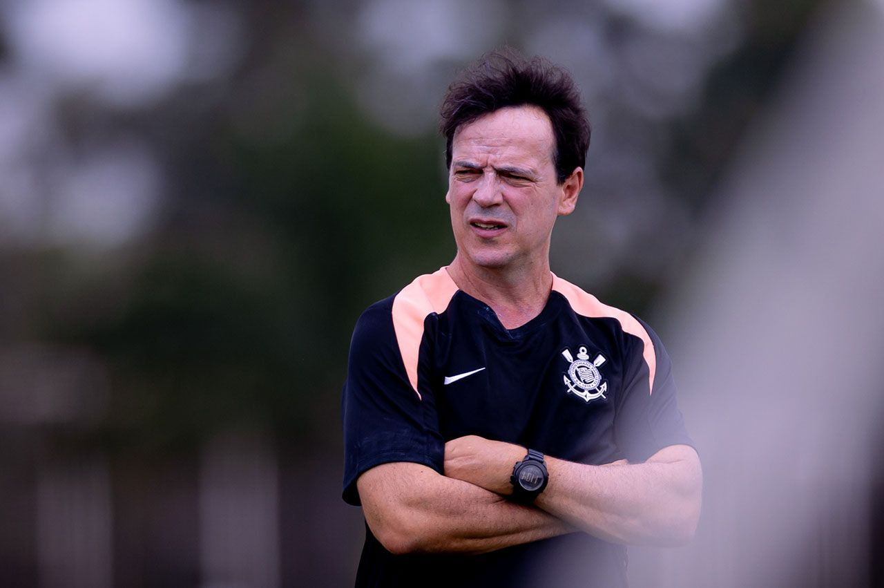 Imagem da noticia Corinthians inicia sequência intensa fora de casa antes de clássico