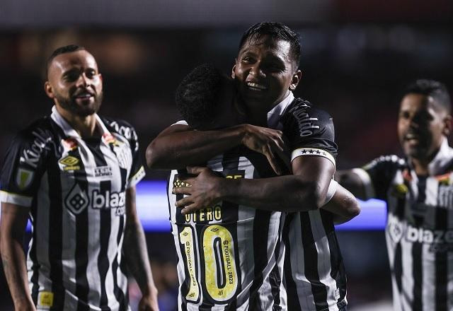Imagem da noticia Santos vence São Paulo e assegura vaga no mata-mata do Paulistão