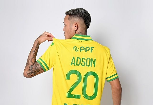 Imagem da noticia Vasco encaminha a contratação do meia-atacante Adson, do Nantes