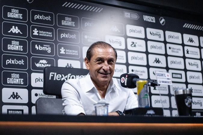 Imagem da noticia Ramón Díaz prepara ação na Fifa contra Vasco; veja detalhes