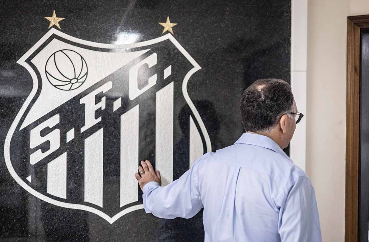 Imagem da noticia Presidente do Santos nega crise e pede união: ''Pedimos um voto de confiança''