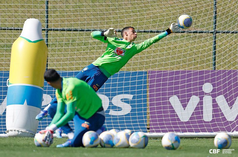 IFAB aprova nova regra para evitar cera de goleiros