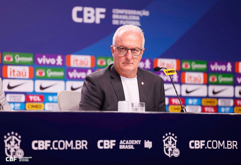 Corinthians negocia com representante de Dorival Júnior para acertar contratação