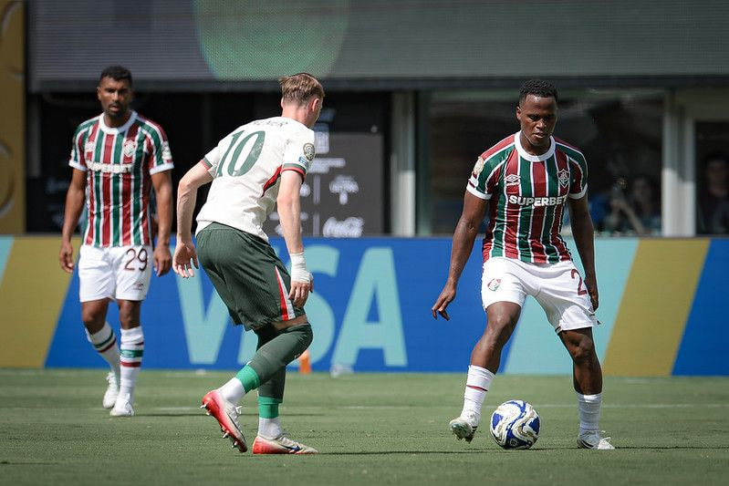 Imagem da noticia Flamengo provoca Fluminense após eliminação no Mundial: "No Rio não tem outro igual"
