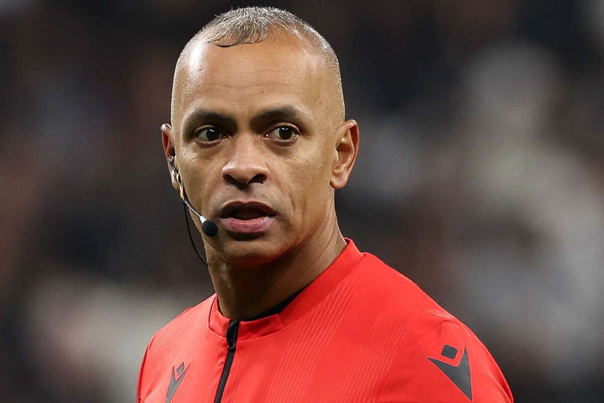 Imagem da noticia Árbitro para confronto entre Flamengo e Palmeiras é definido