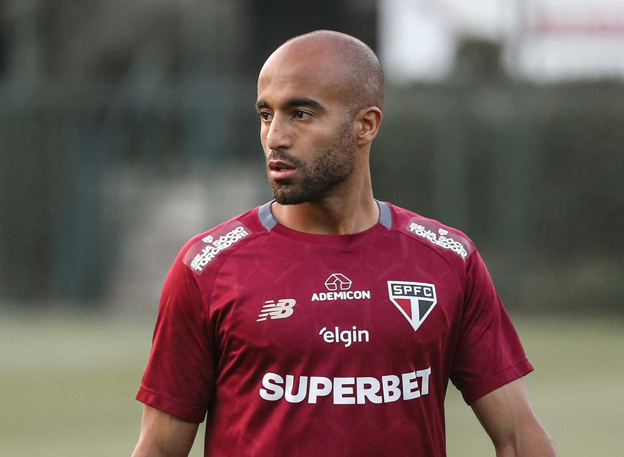 Imagem da noticia Lucas Moura passará por artroscopia no joelho direito