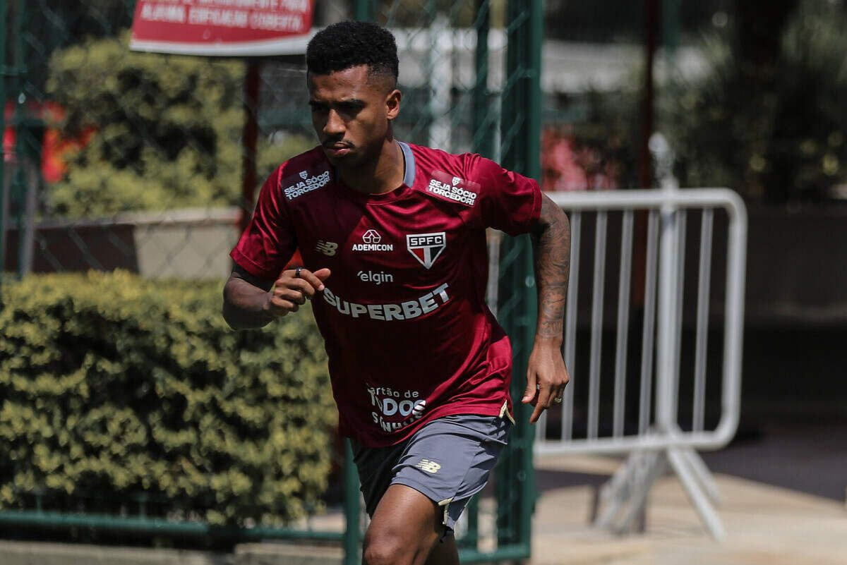 Imagem da noticia São Paulo tem queda no aproveitamento sem Marcos Antônio e se distância de vaga na Libertadores