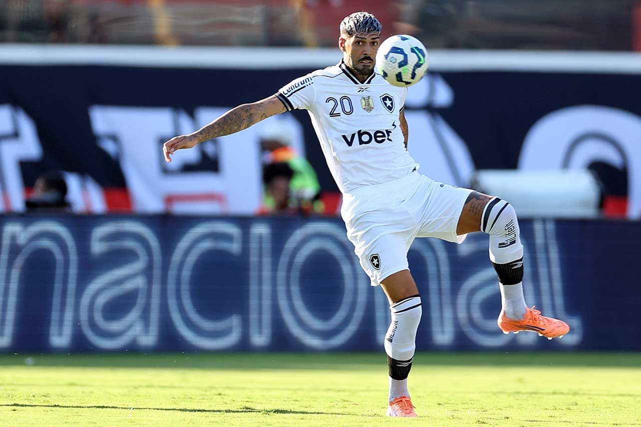 Imagem da noticia Botafogo repete início da era Davide e tem a defesa como fortaleza