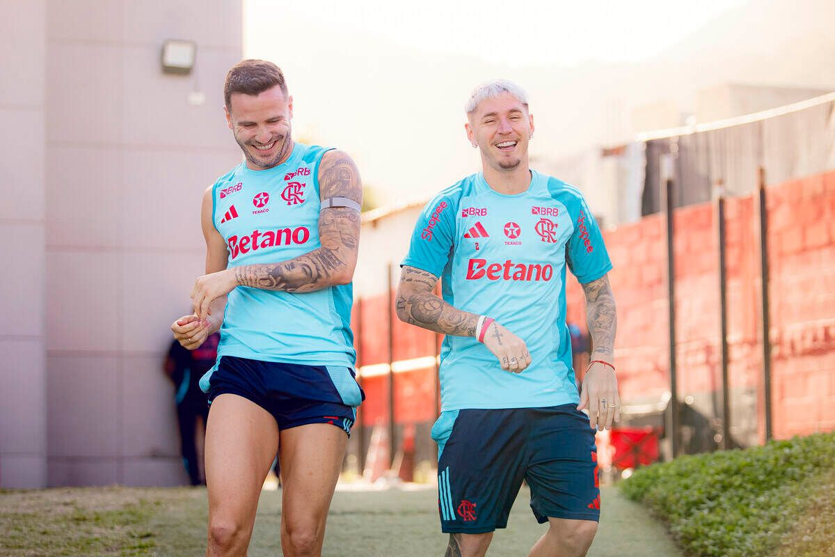 Imagem da noticia Saúl Ñíguez, do Flamengo, brinca sobre carinho da torcida: "Me chamam para jogar futevôlei"