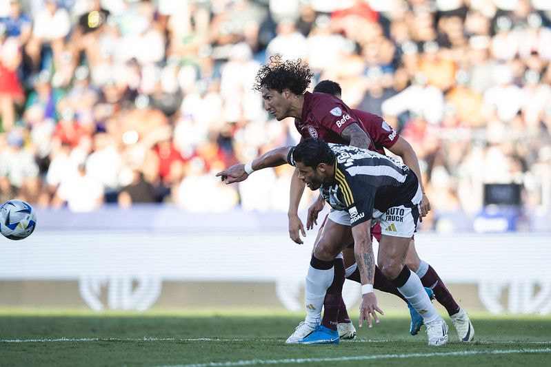 Imagem da noticia Atlético-MG perde nos pênaltis e Lanús é campeão da Sul-Americana