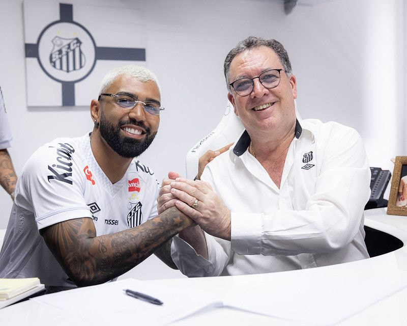 Imagem da noticia Gabigol é apresentado pelo Santos e declara: "Maior time da terra"