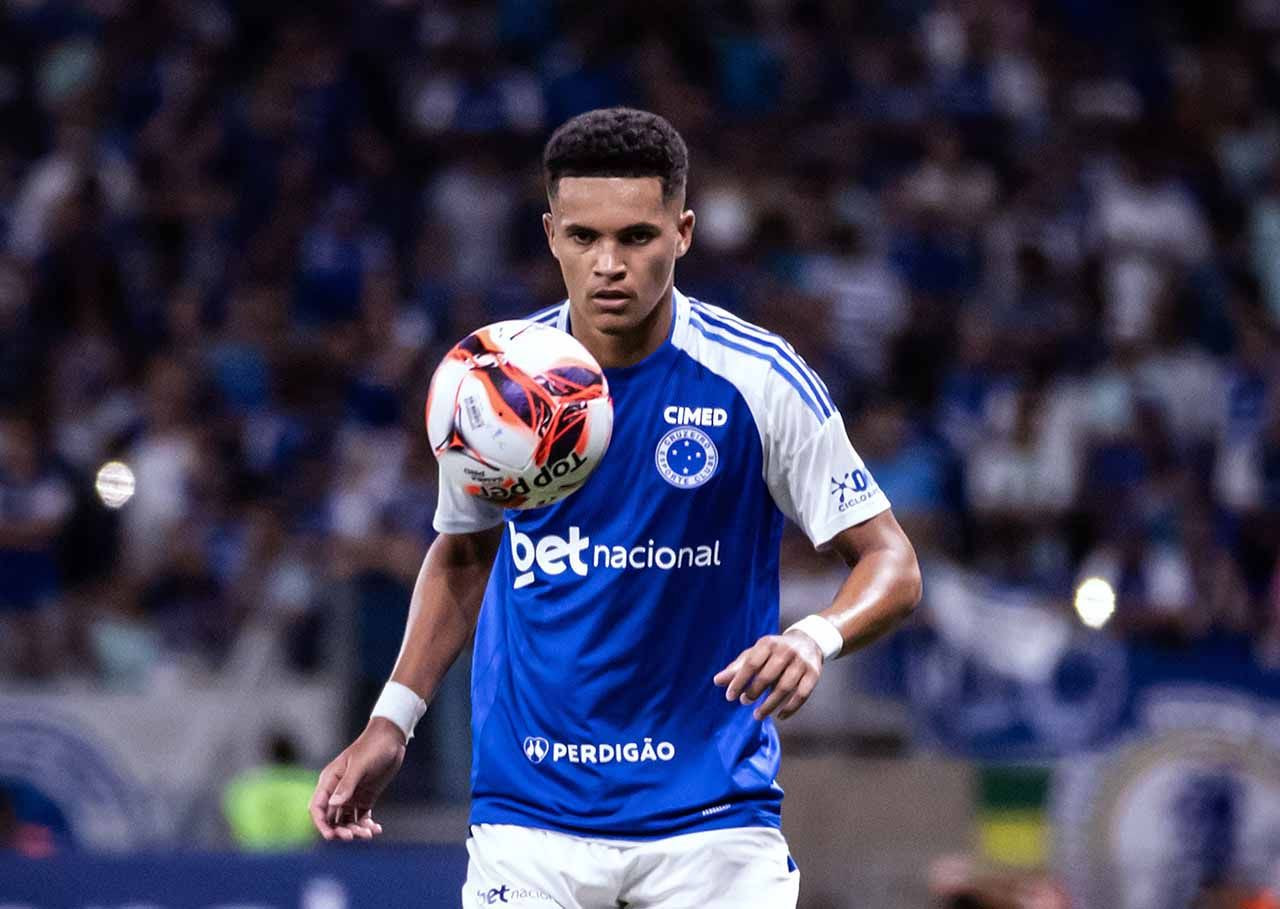 Imagem da noticia Cruzeiro encaminha venda de Kauã Prates ao Borussia Dortmund por R$ 75 milhões