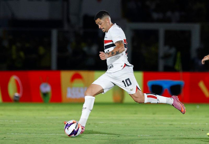 Imagem da noticia São Paulo vive final de semana decisivo dentro e fora do campo