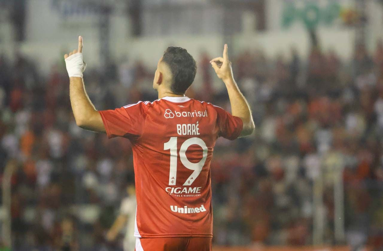 Imagem da noticia Internacional goleia Monsoon pelo Gaúcho na estreia do técnico Paulo Pezzolano