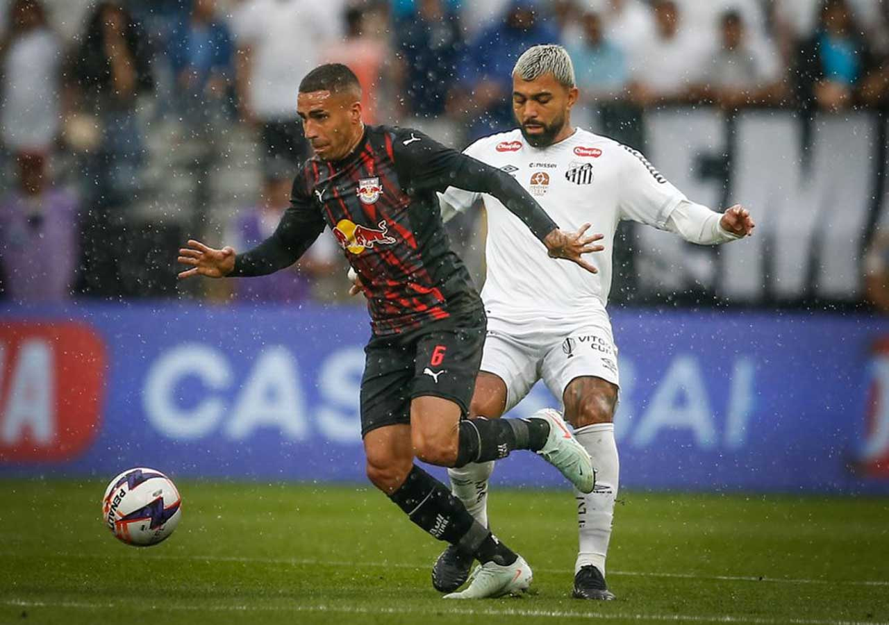 Imagem da noticia Sob vaias, Santos não sai do empate com o Bragantino