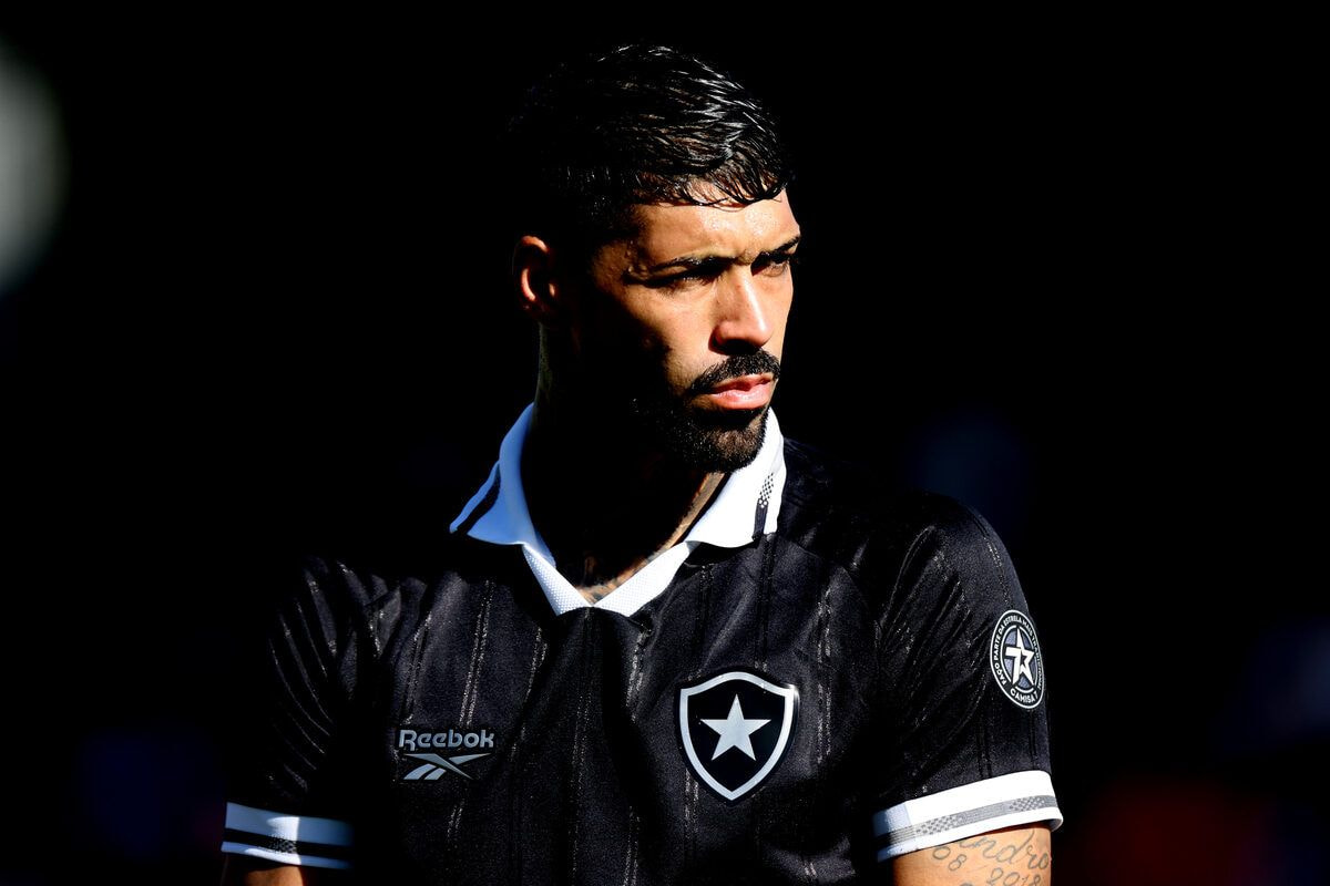 Imagem da noticia Barboza exalta Anselmi após vitória do Botafogo: “Não merecia perder”