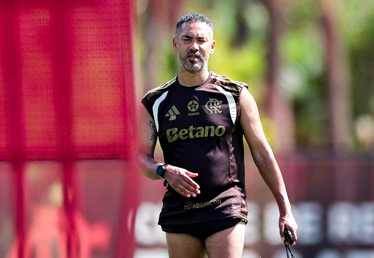Imagem da noticia Auxiliar do Flamengo se diz "espantado" com expulsão de Jardim