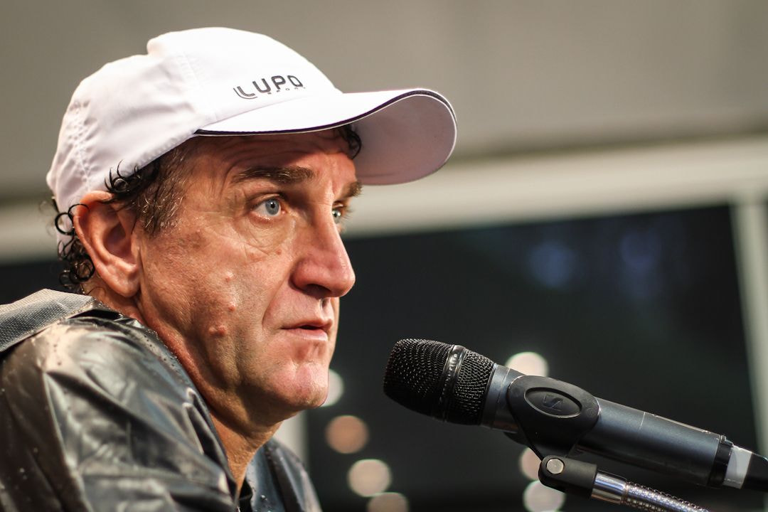 Imagem da noticia Athletico-PR encaminha a contratação do técnico Cuca