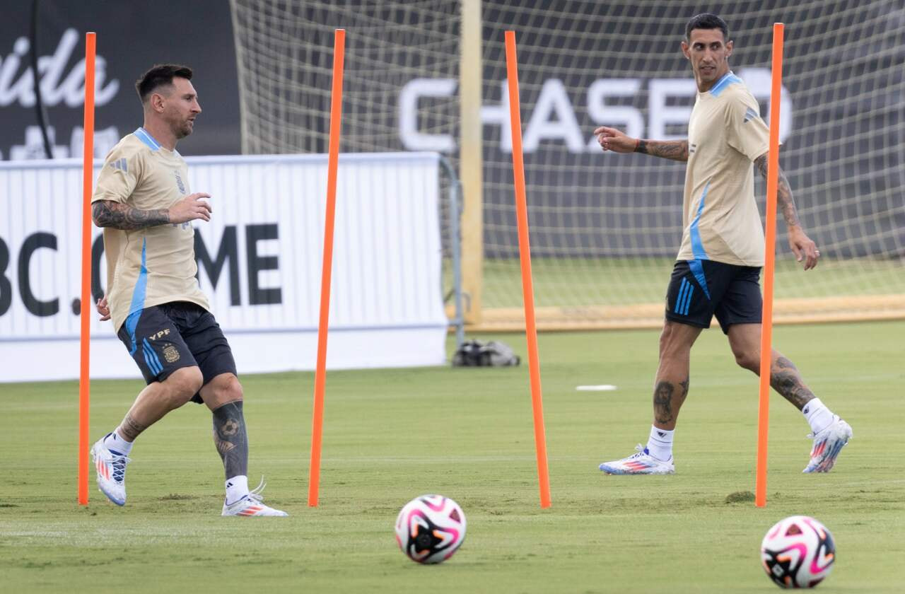 Imagem da noticia Di María opina sobre Messi disputar a próxima Copa do Mundo