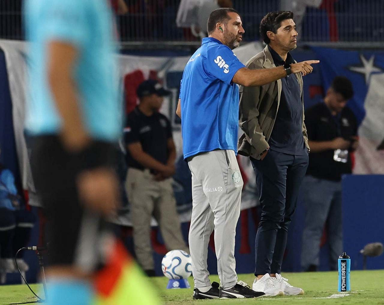 Imagem da noticia Abel lamenta chances desperdiçadas em empate do Palmeiras: ''Faltou o gol''