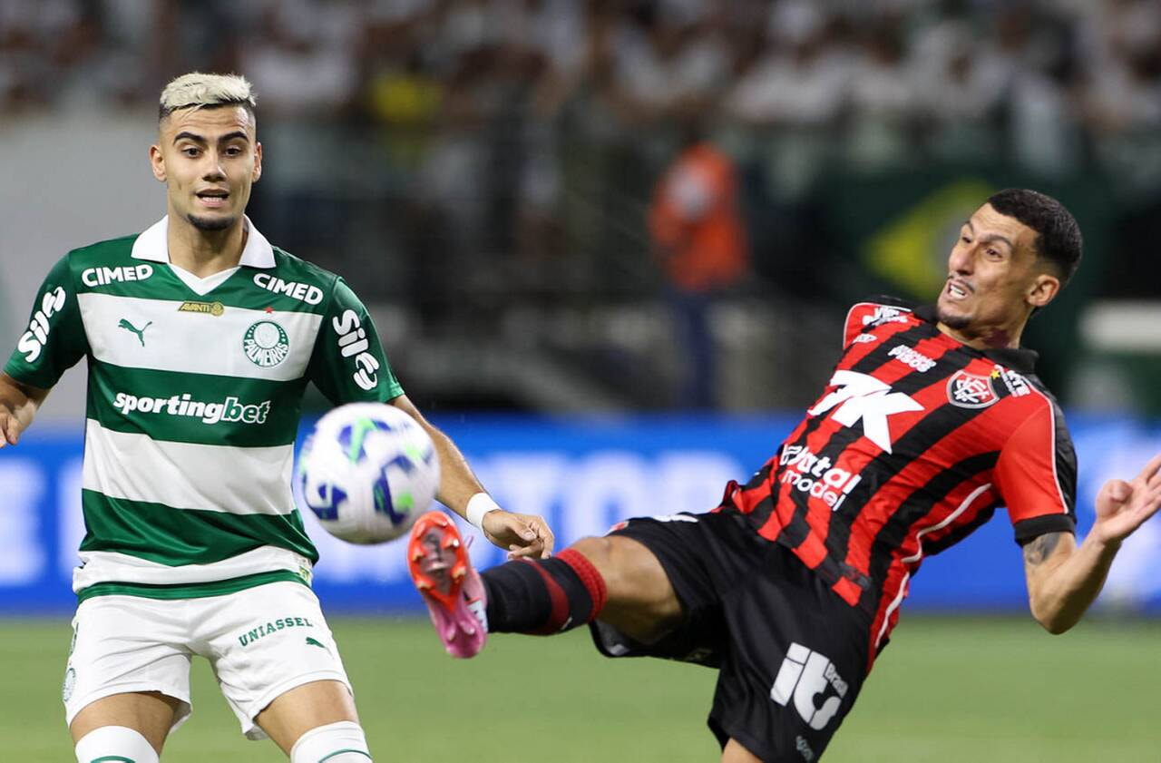 Imagem da noticia Árbitro relata ofensas de Andreas Pereira, do Palmeiras, e justifica expulsão