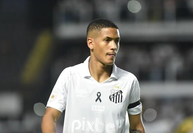 Imagem da noticia Flamengo manifesta interesse na contratação de Ângelo, do Santos