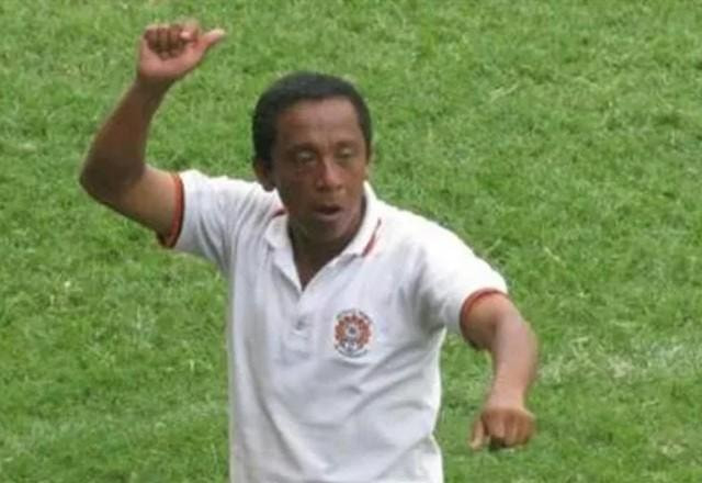 Imagem da noticia Agredido por atletas e torcida, árbitro de futebol morre em El Salvador