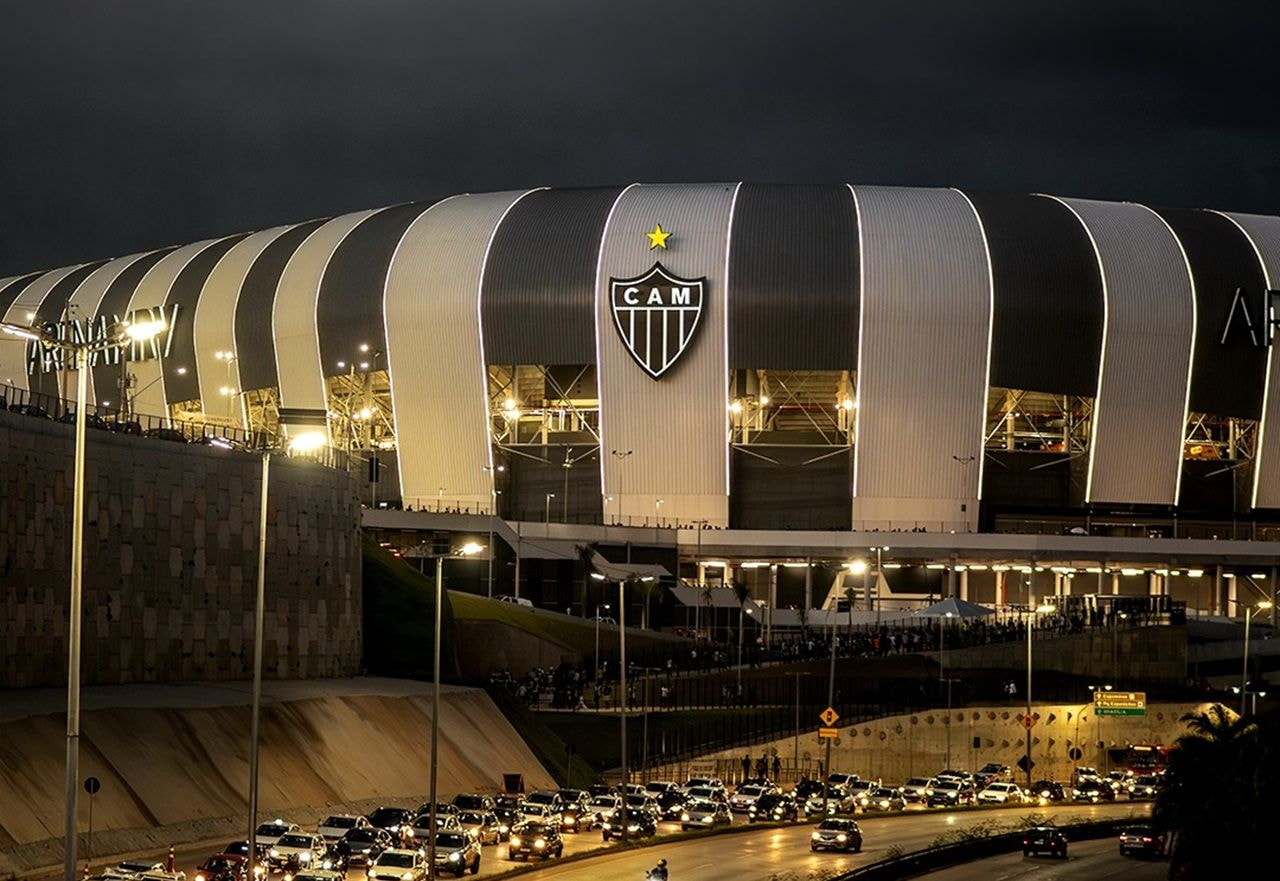 Imagem da noticia Atlético-MG sofre com problemas no gramado e jogadores reclamam da situação